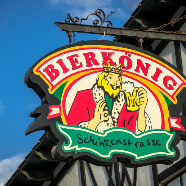 Auch hier gelten die neuen Regeln - der Bierkönig in Playa de Palma © hbw_images - stock.adobe.com