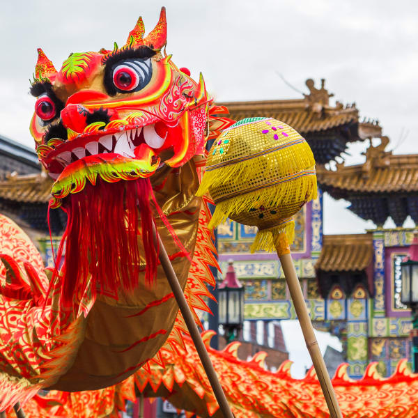 Drachentanz in Chinatown, Liverpool ©wellsie82/Moment via Getty Images