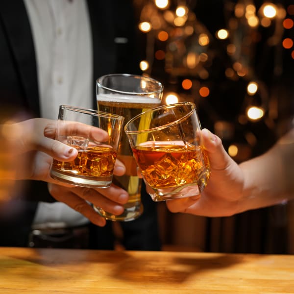 Whiskey – der perfekte Drink für ein Männerwochenende