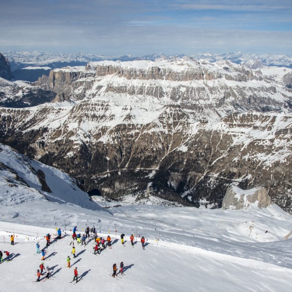 Skifahren in Marmolata, Dolomiten ©Paul Biris/Moment via Getty Images