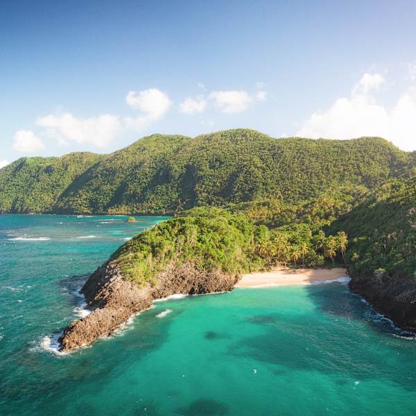 Playa Onda Samana auf der Samana Halbinsel in der Dominikanischen Republik. © Dave Carr via Getty Images