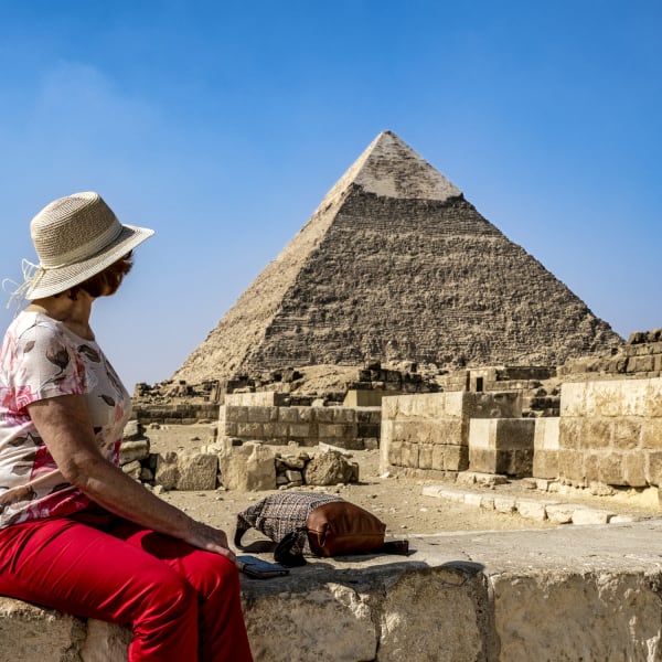 Pyramiden von Gizeh, Ägypten © Jose A. Bernat Bacete/Moment via Getty Images
