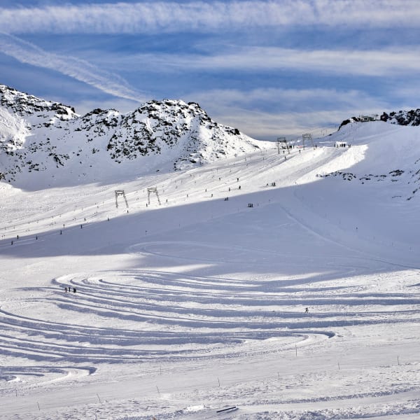 Skigebiet Schnalstal, Südtirol © DannyIacob/iStock / Getty Images Plus via Getty Images