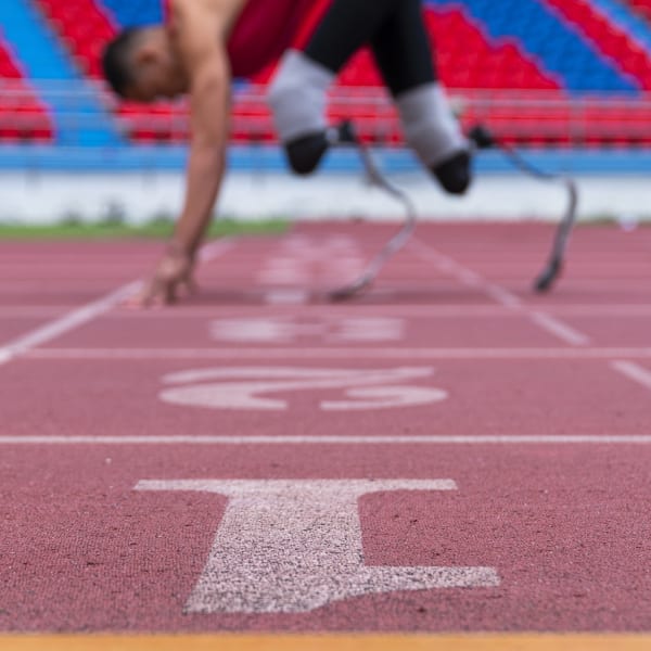 Sprinter der Paralympics © thianchai sitthikongsak/Moment via Getty Images