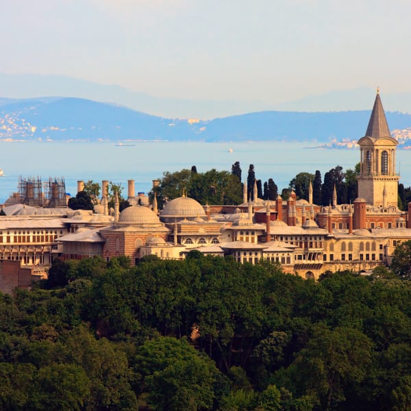 Topkapi-Palast vor dem Marmarameer, Istanbul, Türkei
