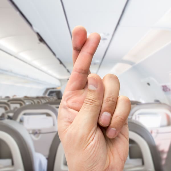 Nichts dem Schicksal überlassen – auf die Unglückszahlen 13 und 17 wird im Flugzeug meist verzichtet © cunaplus - stock.adobe.com