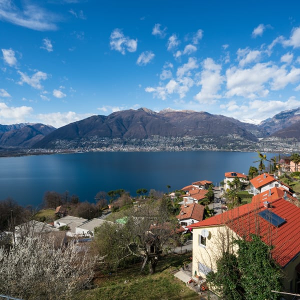 Ausblick über Gambarogno, Lago Maggiore, Schweiz