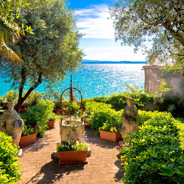 Mediterraner Park, Sirmione, Lombardei