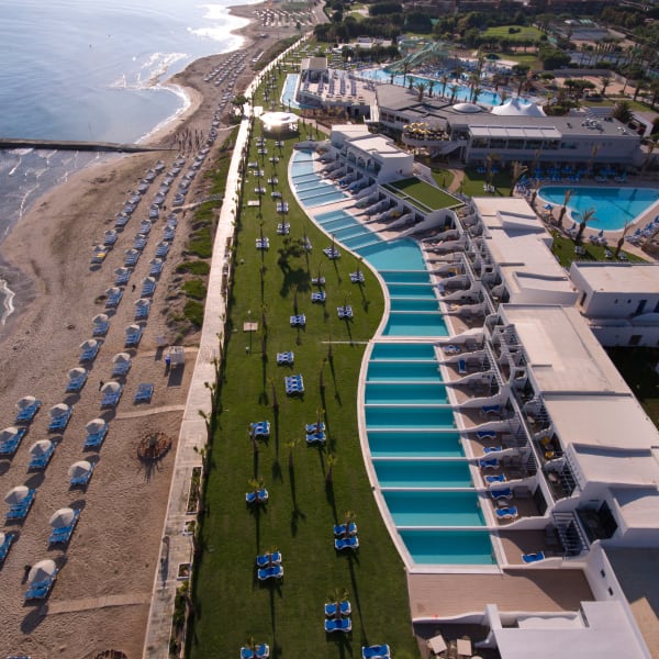 Pool © Lyttos Beach Hotel