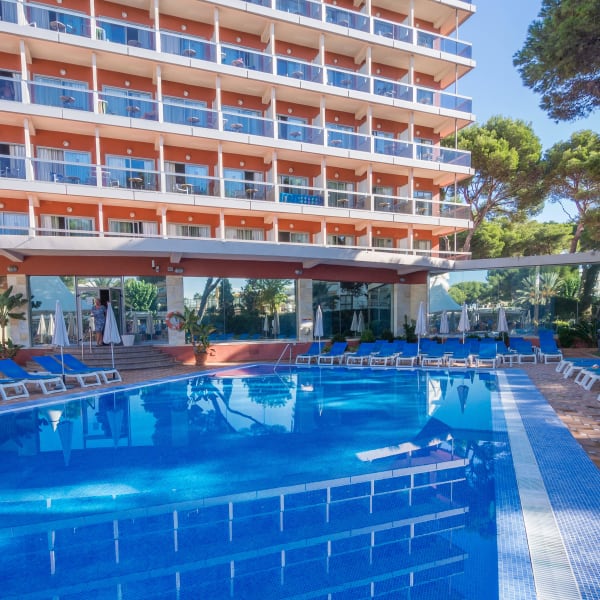 Piscina © Hotel Obelisco