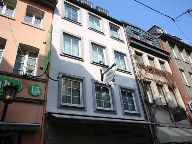 Angebote: Hotel Alt Düsseldorf (Düsseldorf) günstig online ...