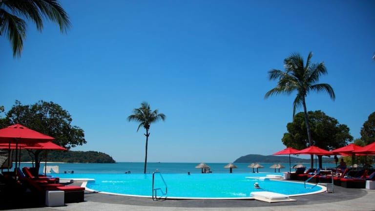 Holiday Villa Beach Resort And Spa Langkawi Kedah Porto Malai Alle