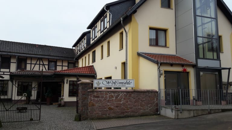Ferienhotel Wolfsmühle in Rodishain (Nordhausen) • HolidayCheck ...