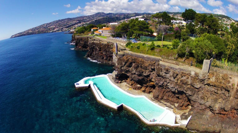 Albatroz Beach Yacht Club Santa Cruz Holidaycheck Madeira Portugal