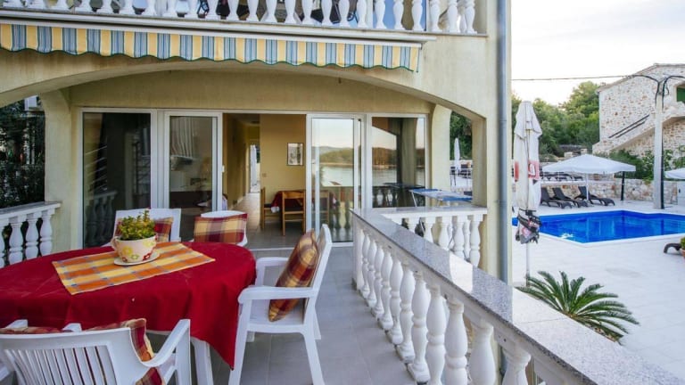 Strandhaus Vivien Mali Iz Holidaycheck Dalmatien Kroatien