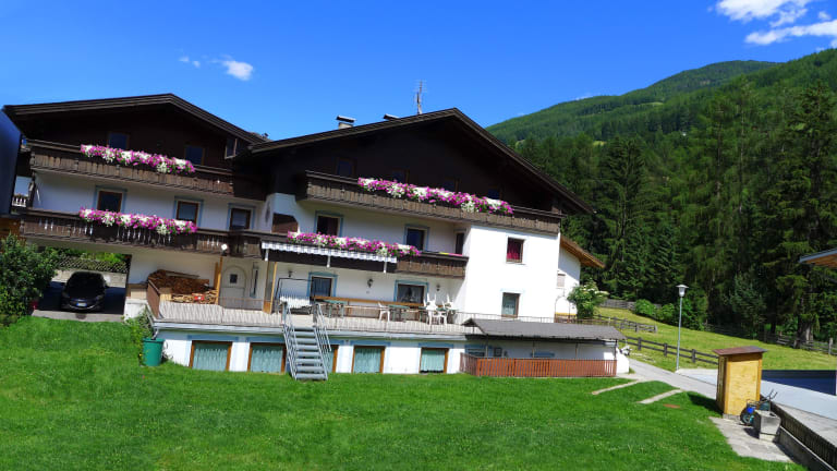 Pension Frohsinn (Valle Aurina / Ahrntal) • HolidayCheck