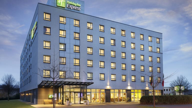 Holiday Inn Express Dusseldorf City Nord Dusseldorf Holidaycheck Nordrhein Westfalen Deutschland