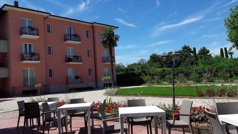 Hotel Bella Lazise (Lazise) Alle Infos zum Hotel