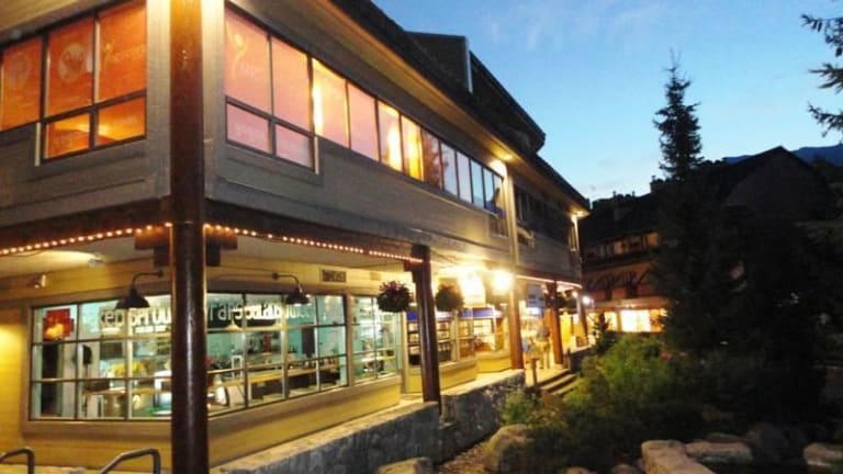 Hotel Executive Inn At Whistler Village Whistler Holidaycheck British Columbia Kanada