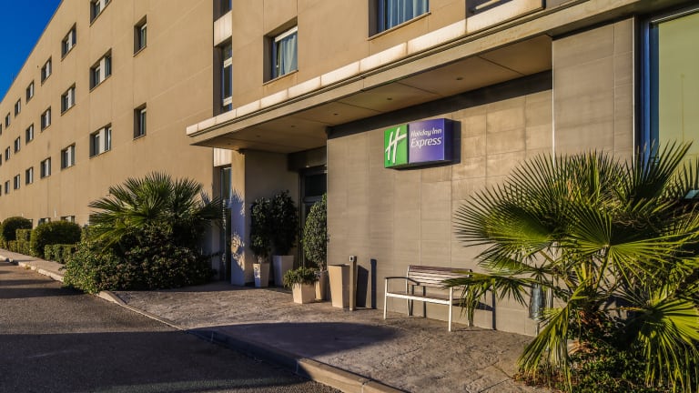 Hotel Holiday Inn Express Málaga Airport (Costa del Sol) • HolidayCheck