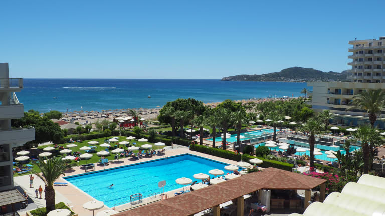 Blue Sea Beach Resort (Faliraki) • HolidayCheck (Rhodos | Griechenland)