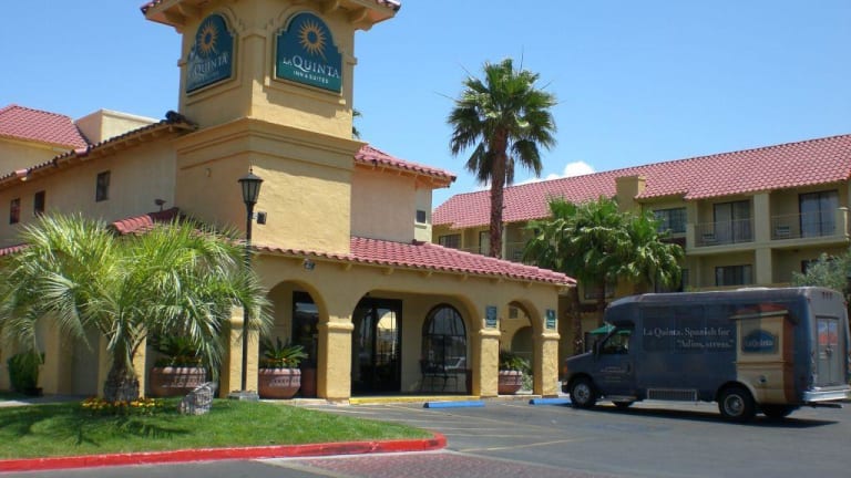 La Quinta Inn Suites Las Vegas Tropicana Las Vegas Holidaycheck Nevada Usa