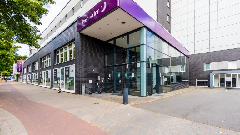 Premier Inn Hamburg City Alster Hamburg Holidaycheck Hamburg Deutschland