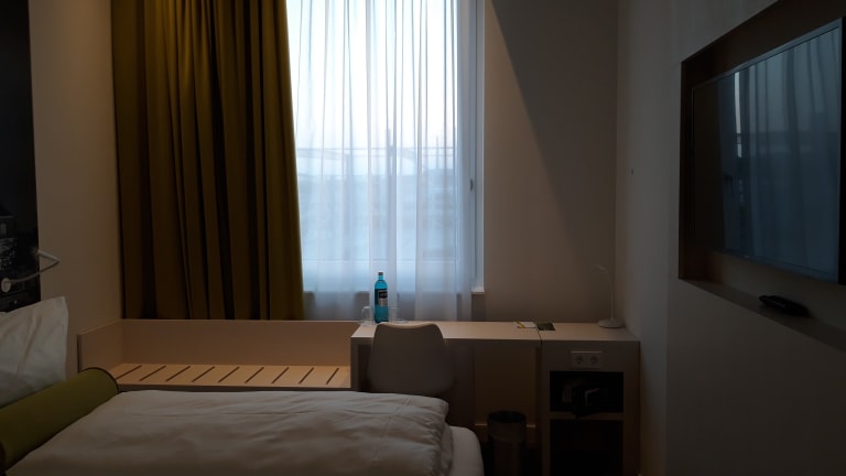 Super 8 by Wyndham Mainz Zollhafen (Mainz) • HolidayCheck